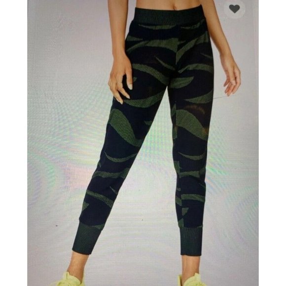 Fabletics Pants & Jumpsuits Fabletics Joelle Jacquard Jogger Pants